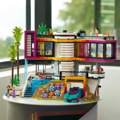 LEGO Lego Friends><noscript><img width=