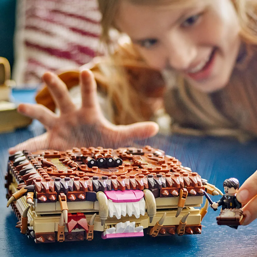 LEGO Lego Harry Potter | Lego Nyheter>76449 Den glefsende Monsterboken om monstre