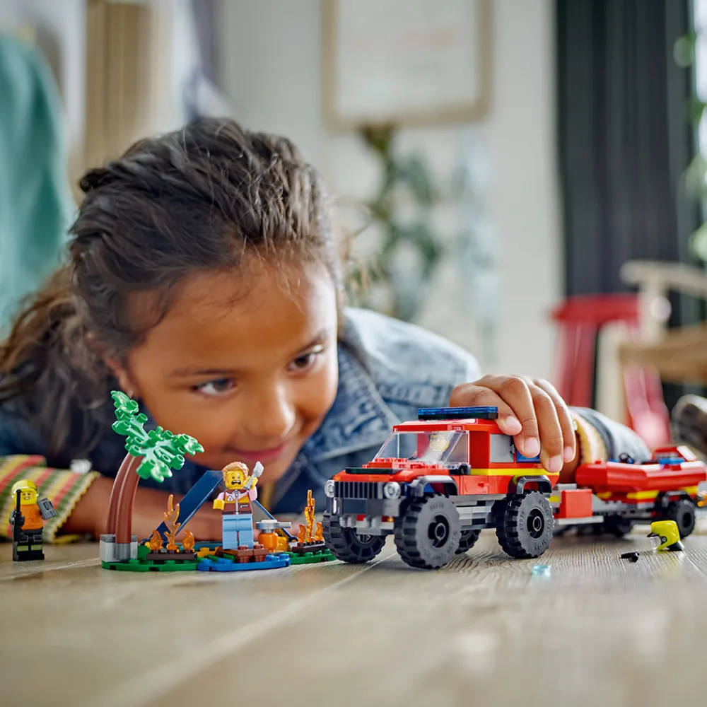 LEGO Utrykningskjøretøy | Lego City>60412 Firehjulsdrevet brannbil med redningsbåt