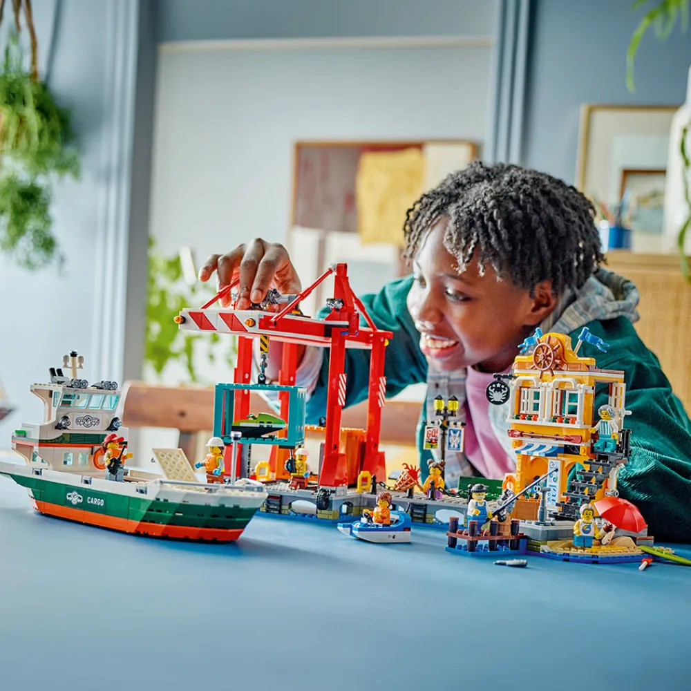 LEGO Lego City>60422 Havneområde med lasteskip