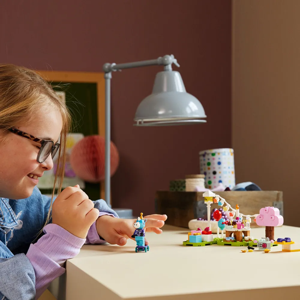 LEGO Lego Animal Crossing>77046 Julian har bursdag