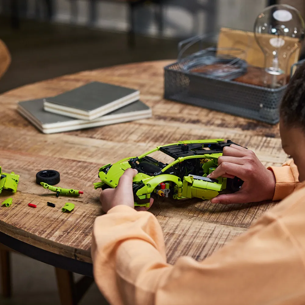 LEGO Lego Technic>42161 Lamborghini Huracán Tecnica