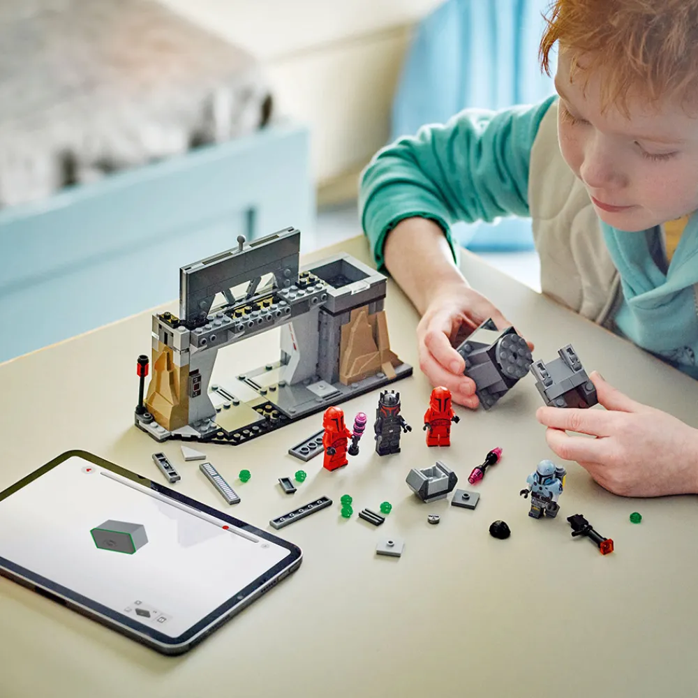 LEGO Lego Star Wars>75386 Paz Vizsla™ og Moff Gideon™ i kamp