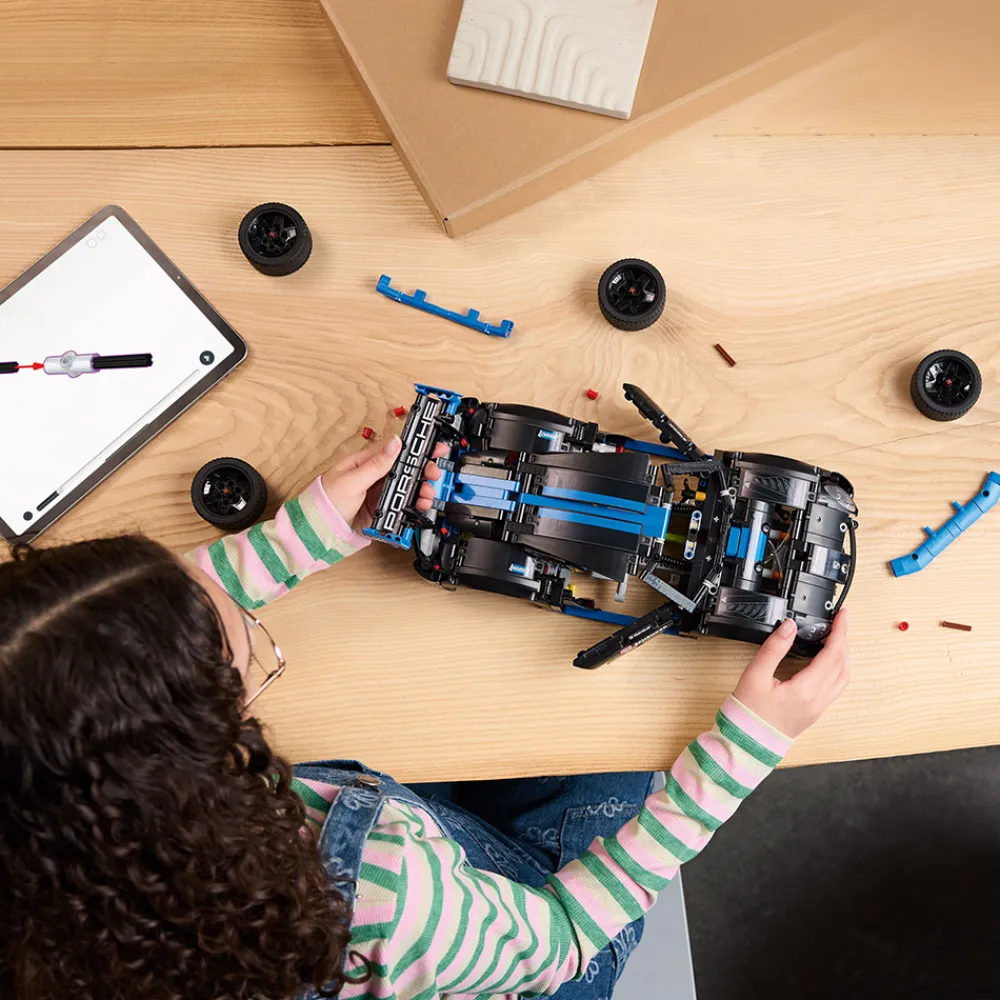 LEGO Lego Technic>42176 Racerbilen Porsche GT4 e-Performance