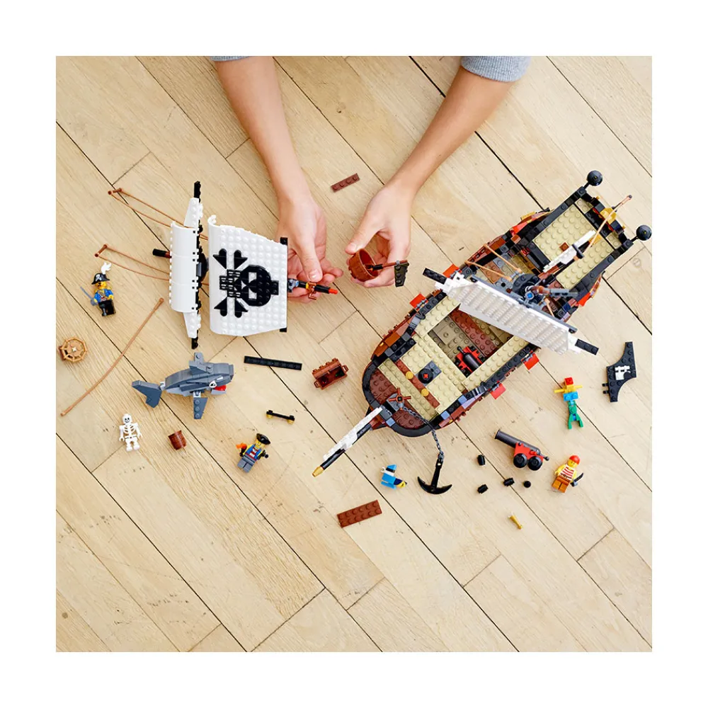 LEGO Båt, Helikopter Og Fly | Lego Creator>31109 Sjørøverskute