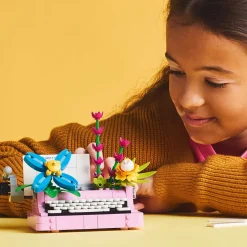 LEGO Lego Creator><noscript><img width=