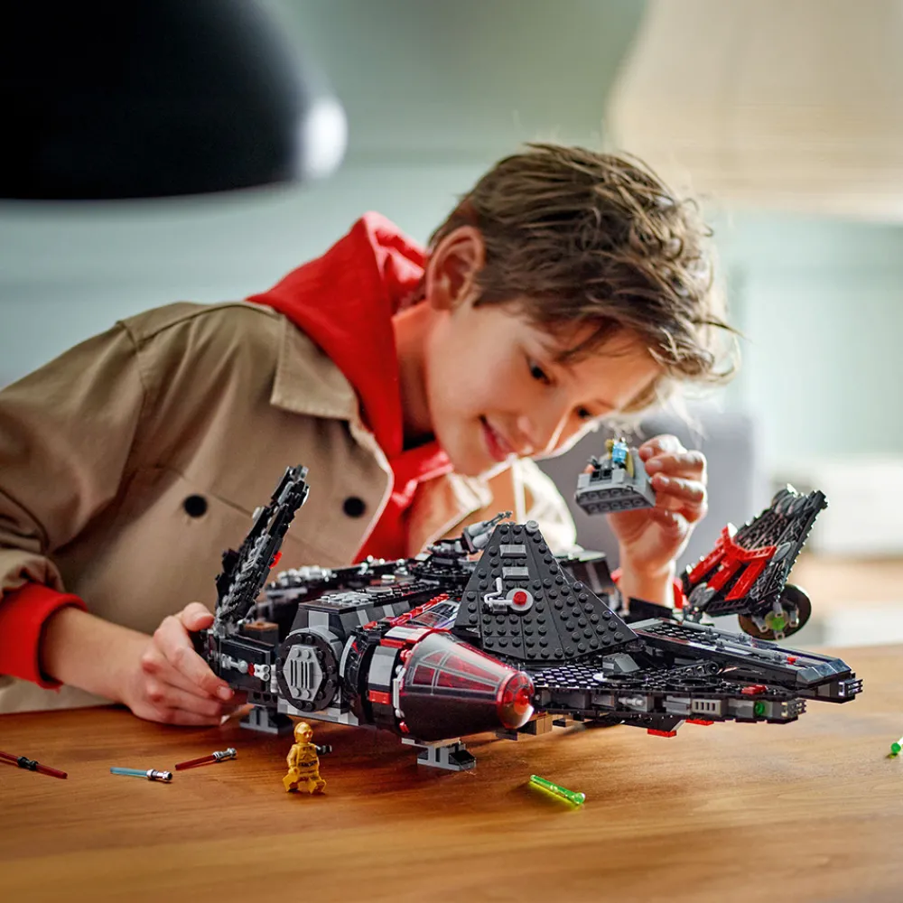 LEGO Lego Star Wars>75389 The Dark Falcon