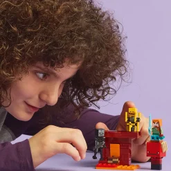 LEGO Lego Minecraft><noscript><img width=