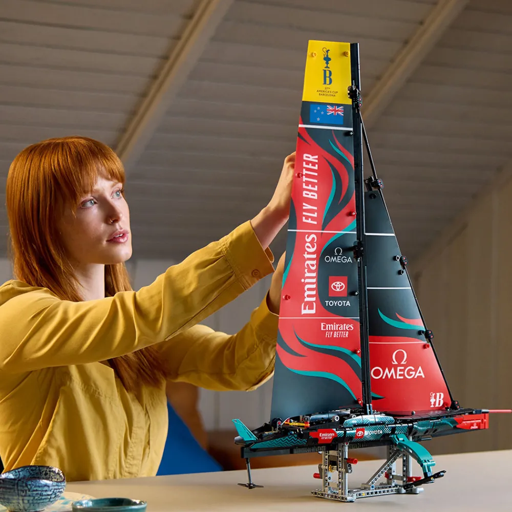 LEGO Lego Technic>42174 Yachten Emirates Team New Zealand AC75